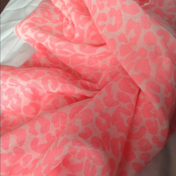 Cheetah print scarf from Aeropostale