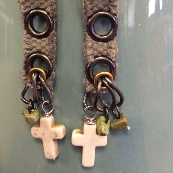 Army fatige earrings - Picture 3 of 4