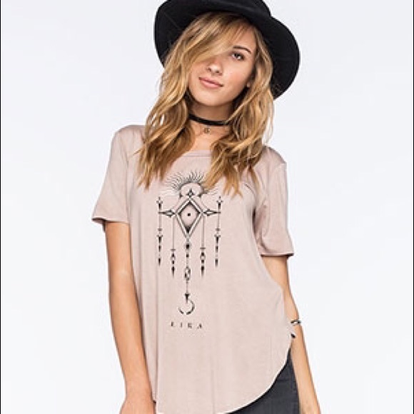 LIRA Bad moon tunic tee