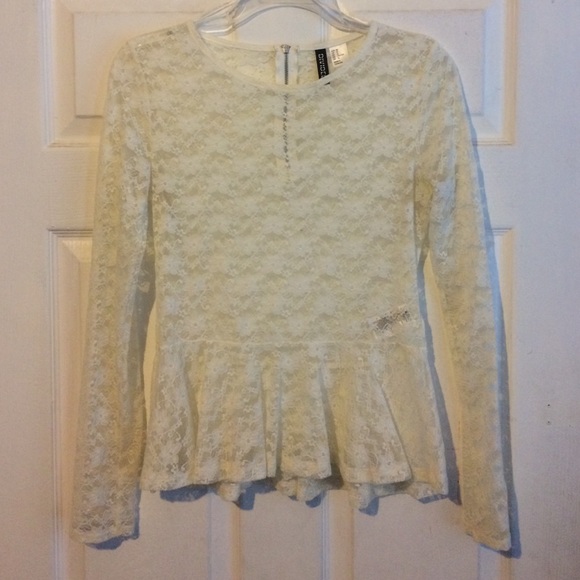 Divided by H&M lace top