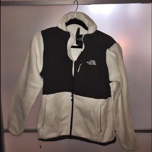 North Face Womens M Denali Jacket White & Charcoal