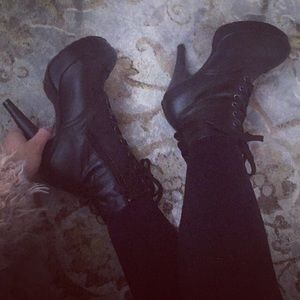 Black Boots