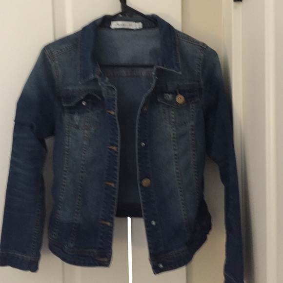 Cute jean jacket.