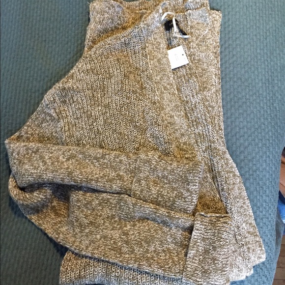 Olive green long cardigan - Picture 2 of 4