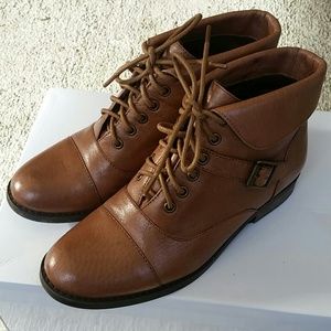 SALE✔Steve Madden Stinnger Cognac Lea Ankle Boots