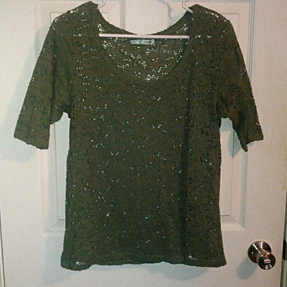 Sage Green Stretch "Lace" Half-Sleeve Top