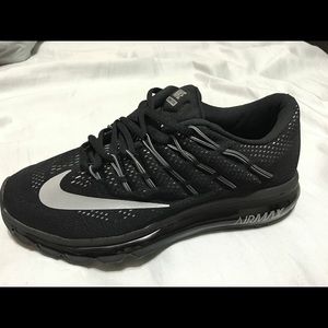 AirMax 2016 size 8