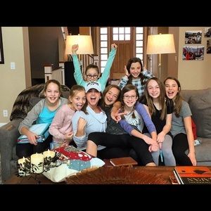 Meet your Posher, Karly