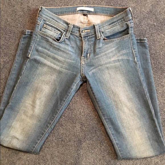 Flying monkey size 26 fits more like a 25