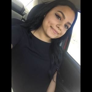 Meet your Posher, Karina