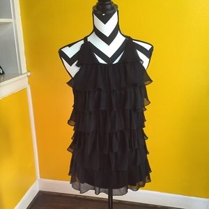 HOT frilly black top!!💋