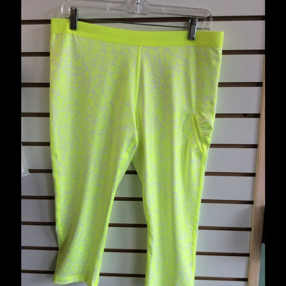 New - Picture 2 of 3