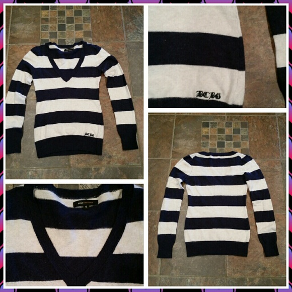 BCBG Navy/Cream Striped Sweater size Medium