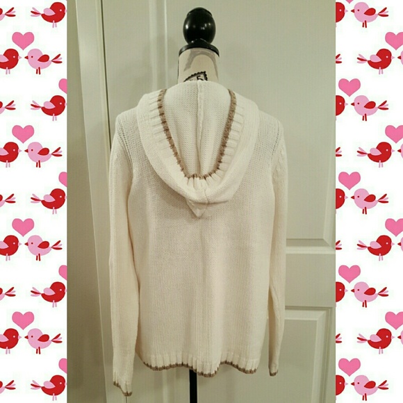 *SOLD* Hooded Sweater with Handwarmer - Picture 2 of 2