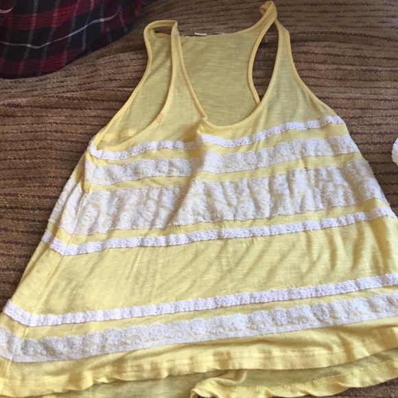 Yellow/white lace trim blouse