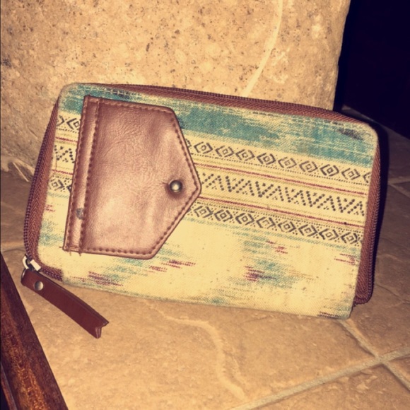 ***SALE***Super cute wallet