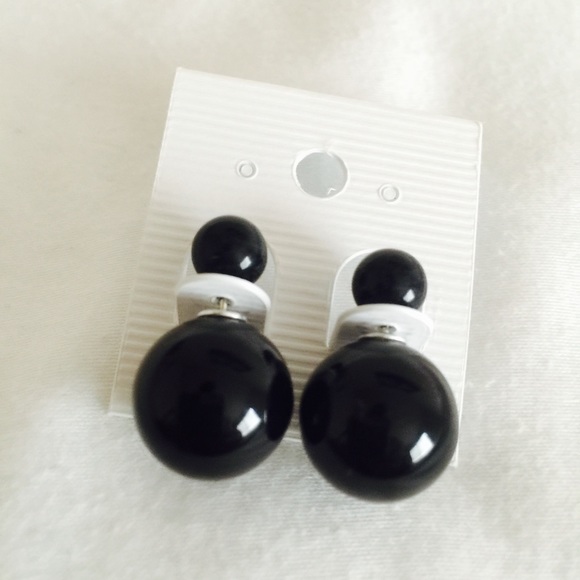 Black globe earring Jacket