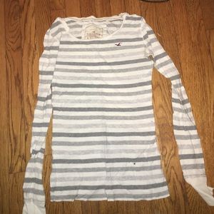 Long sleeve hollister shirt