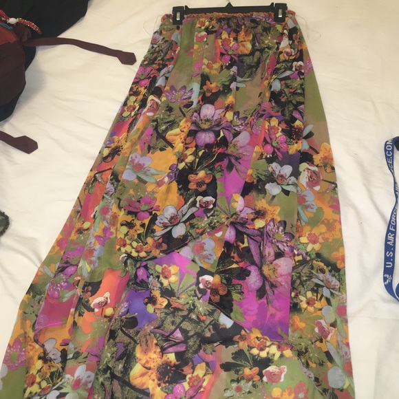 Floral Print high low skirt - Picture 1 of 3