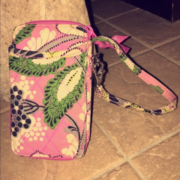 Super cute Vera Bradley Wristlet