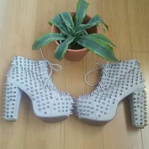 Jeffrey Campbell Spiked gray-white Litas