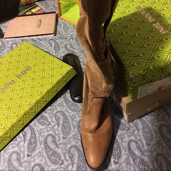 Boots - Picture 3 of 3
