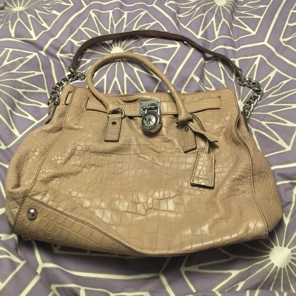 Michael Kors Hamilton Croc Embossed Tan Tote - Picture 1 of 3