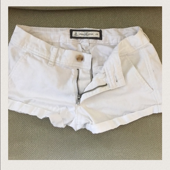 NEW Abercrombie & Fitch White Khaki Shorts - Picture 4 of 4
