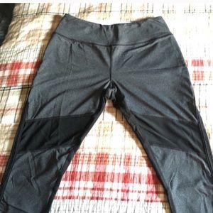 Kyodan Capri athletic pants