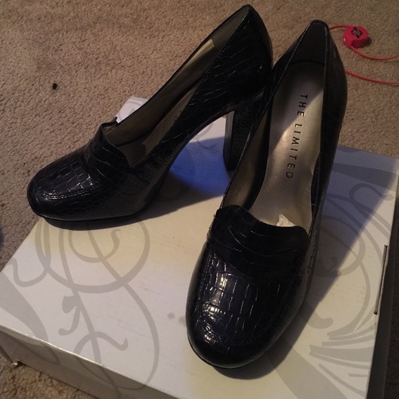 The limited heels - Picture 2 of 3