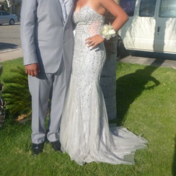 Prom dress - Picture 3 of 3