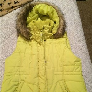 New York & Company puffer vest, size Lg
