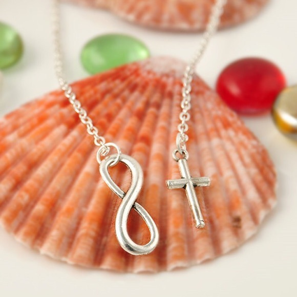 Jewelry - Luxuriously Crafted Silver Cross Necklace