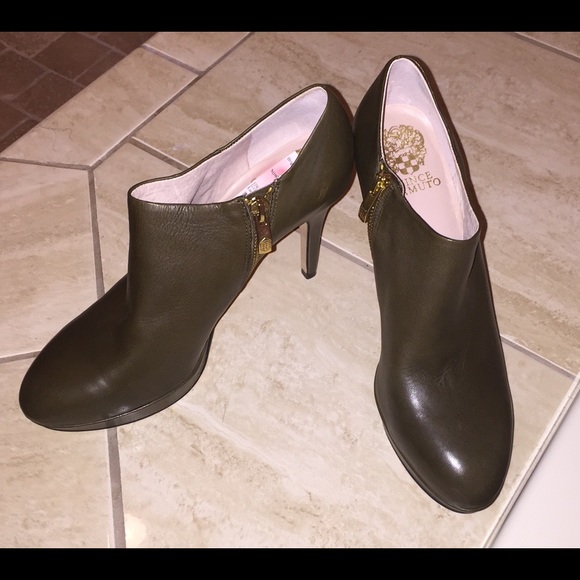 Olive green Vince Camuto booties