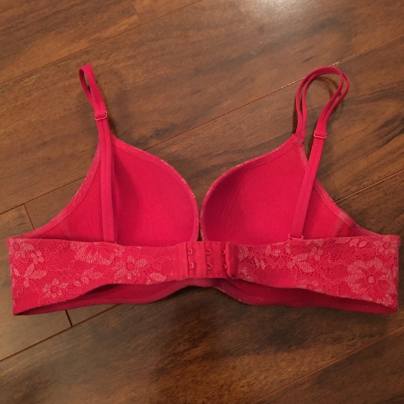 🎉LAST CHANCE!🎉💋VS ANGELS SECRET EMBRACE BRA - Picture 2 of 4