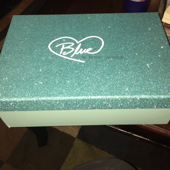 Betsey Johnson gold sparkly heels