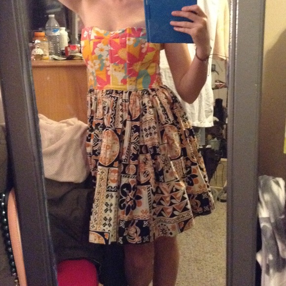 Colorful birthday dress - Picture 3 of 3