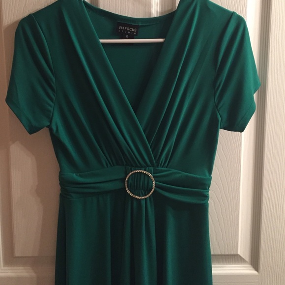 Dress 👗👜 - Picture 2 of 3