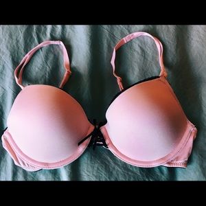 NWOT B*Tempted 32C Sexy Bra