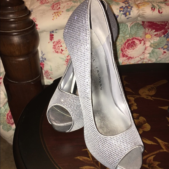Prom shoes