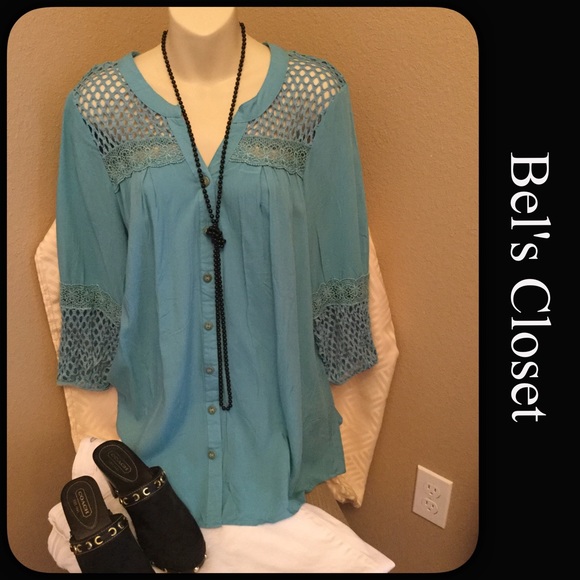 Oh so pretty blue blouse💐