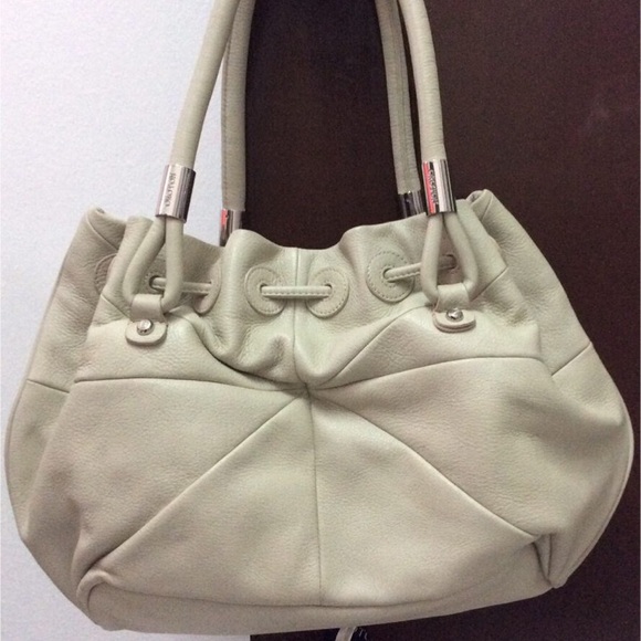 Oroton Line A tote - Picture 2 of 4