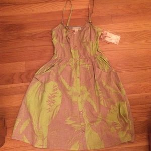 Beige and Green Floral Summery Billabong Dress