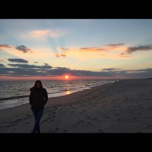 Meet your Posher, Ally