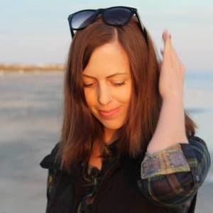 Meet your Posher, Briana