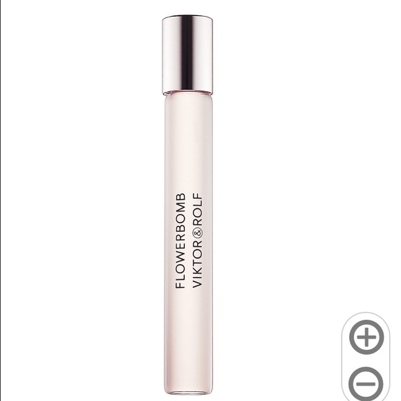 New! Viktor & Rolf Flowerbomb rollerball.