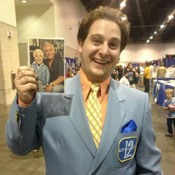 Meet your Posher, Travis