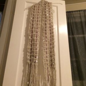 Sequin soft scarf. Gray/violet with silver sequins