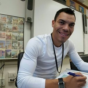Meet your Posher, Ramon