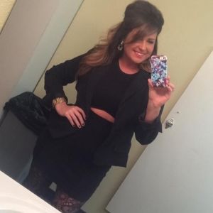 Meet your Posher, Alicia